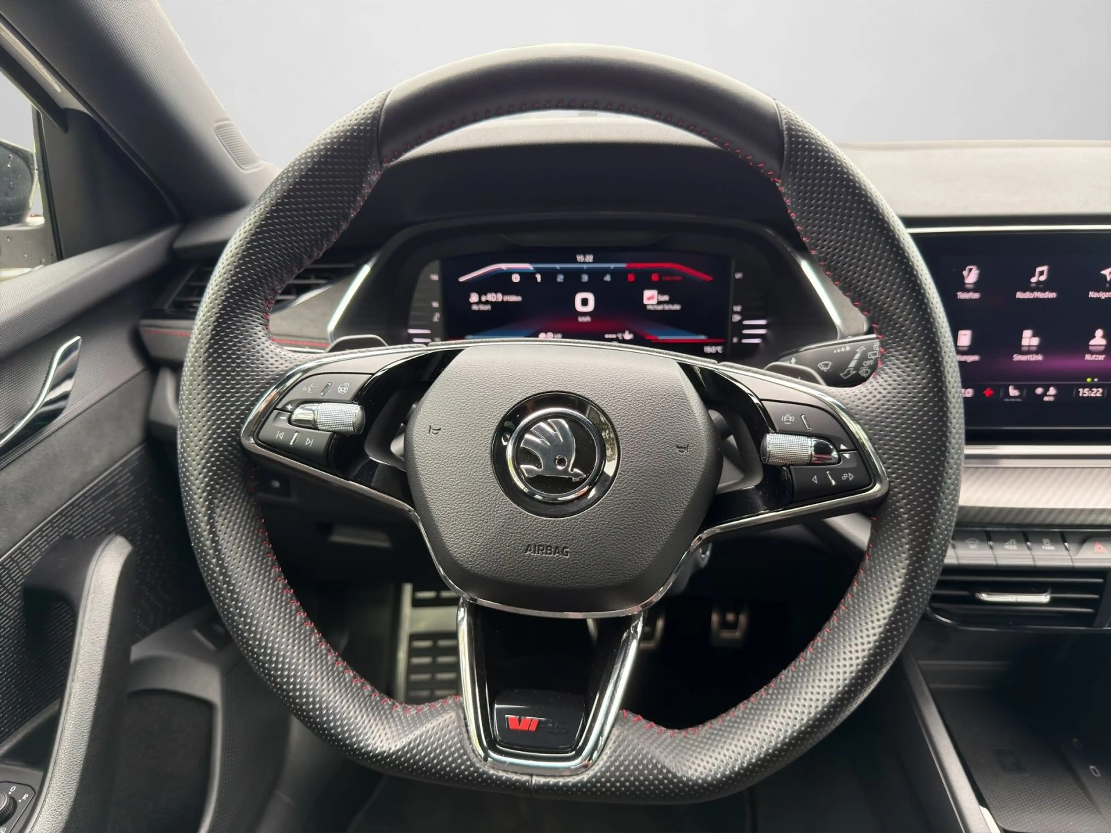 Skoda Octavia IV Combi RS 2.0 TDI DSG MATRIX 360° SHZ — photo 9