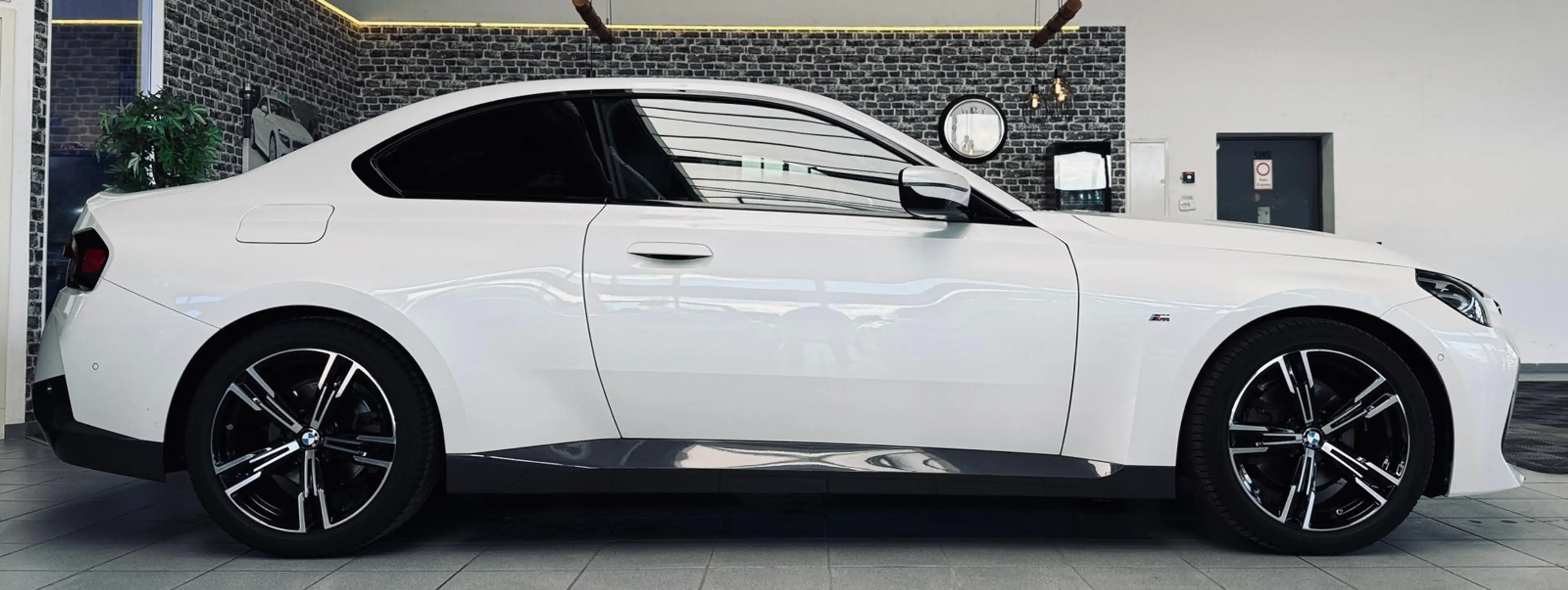 BMW 220 i M Sport AERO|1.HD|LIVE|KAMERA|HiFi|LK+SHZ|ACC — photo 4