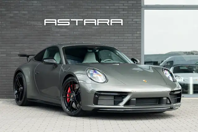 Porsche 992