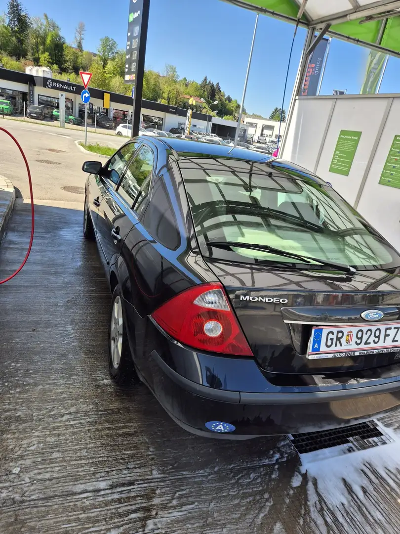 Ford Mondeo Ghia 1,8 SCI - 2