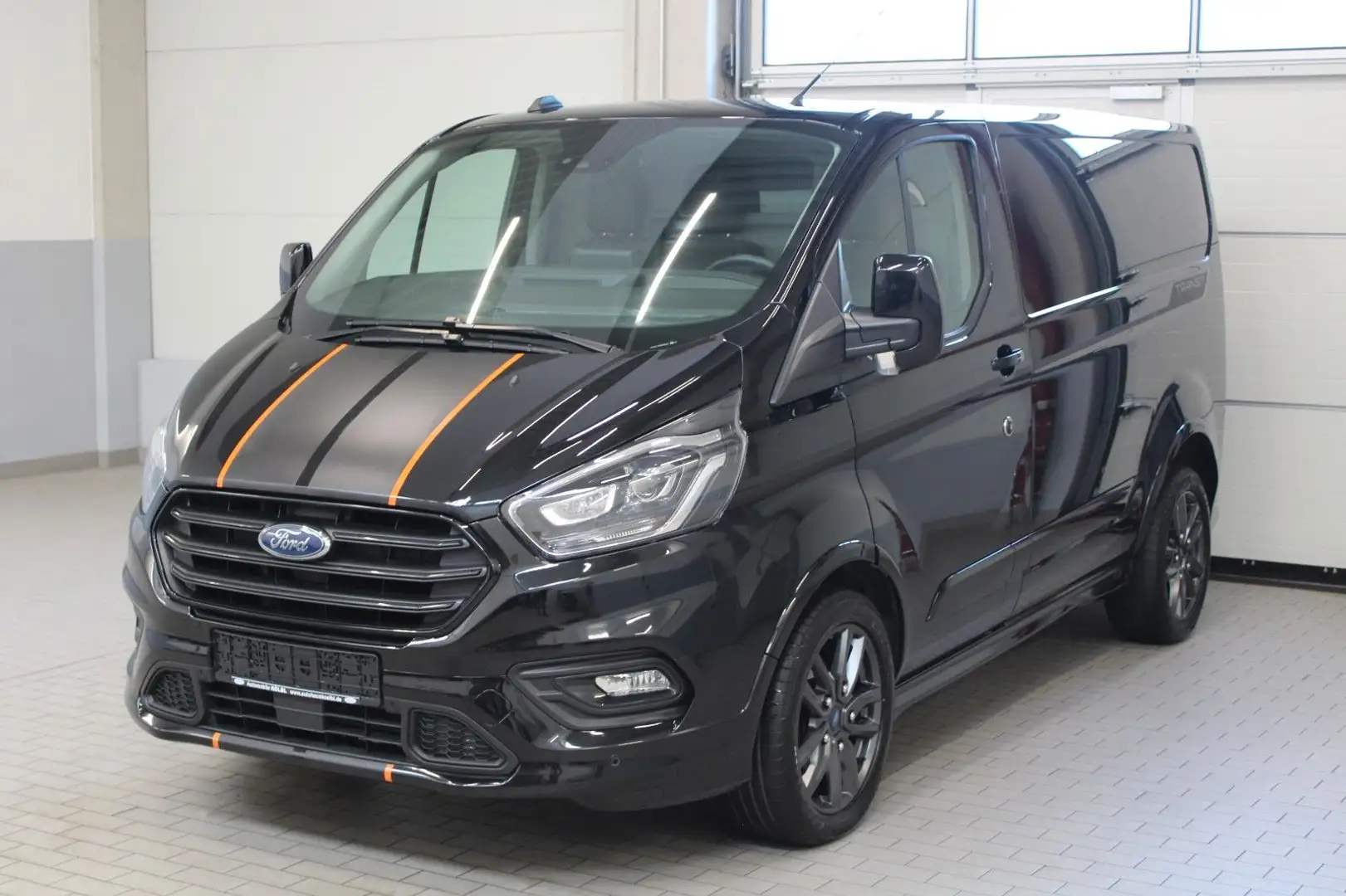 Ford Transit Custom Kasten Sport 290 L1H1, XENON/iACC Zwart - 2