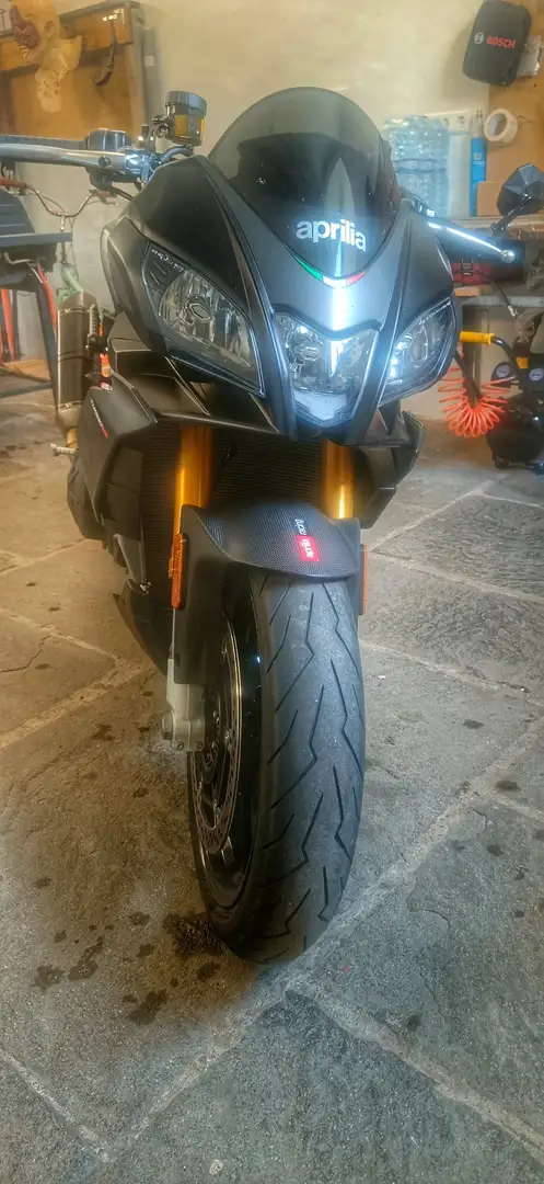 Aprilia Tuono Aprilia Tuono V4 RR Czarny - 2