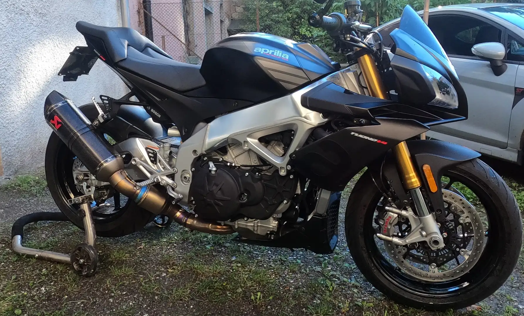 Aprilia Tuono Aprilia Tuono V4 RR Negru - 2