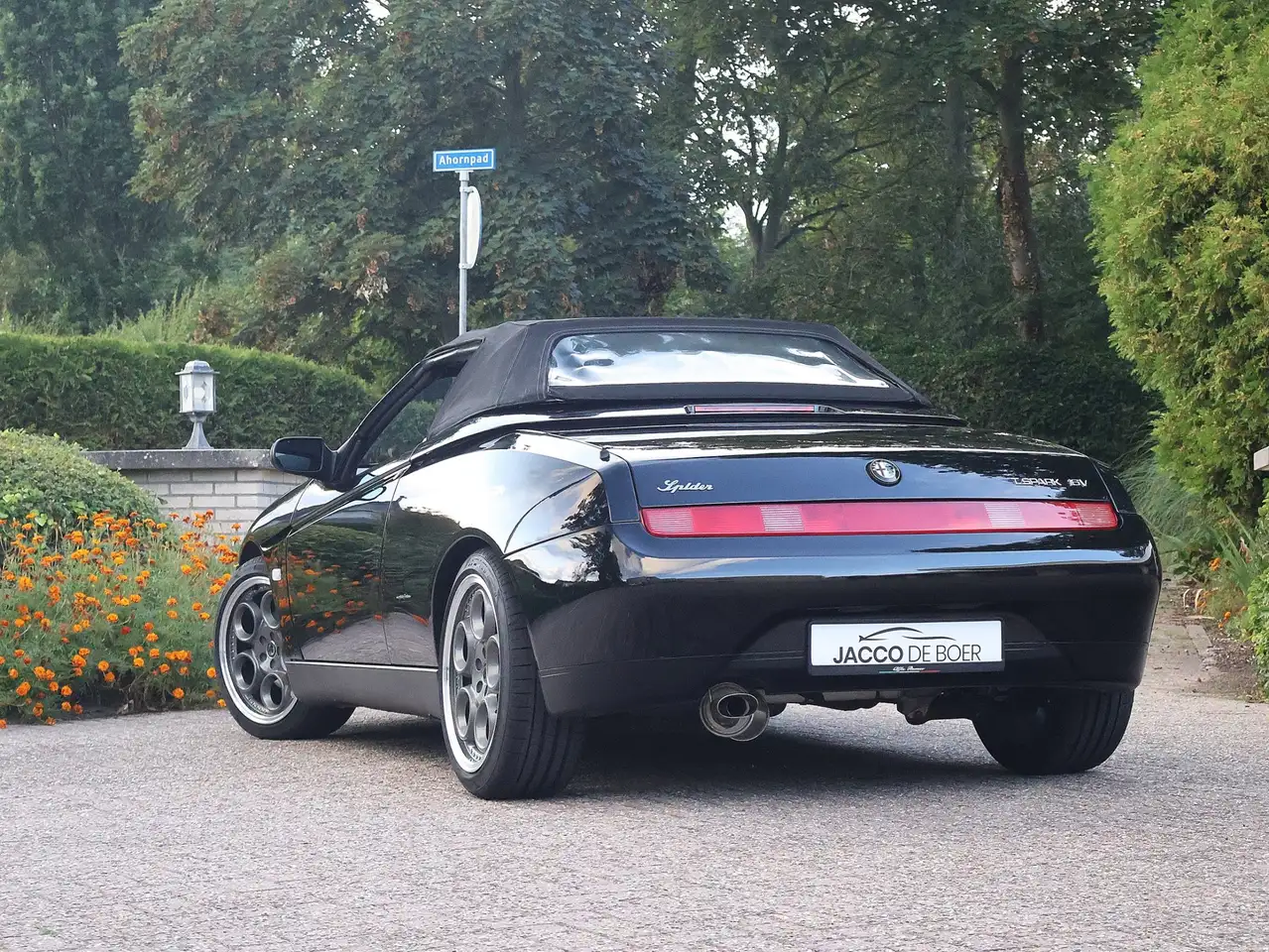 Alfa Romeo Spider 2.0-16V T.Spark 18"Teledials en Novitec, foto 2
