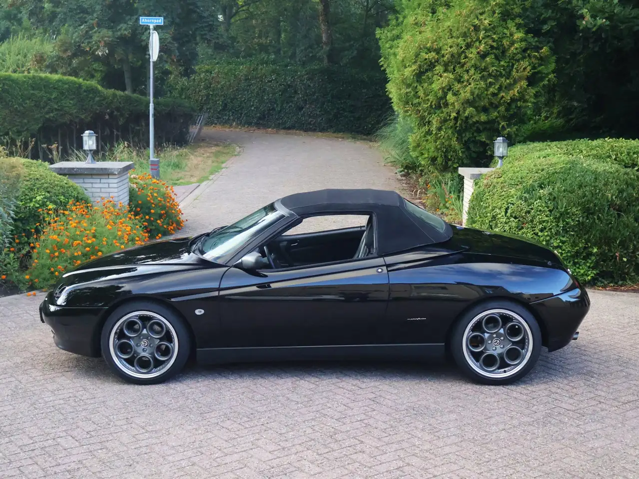 Alfa Romeo Spider 2.0-16V T.Spark 18"Teledials en Novitec, foto 5