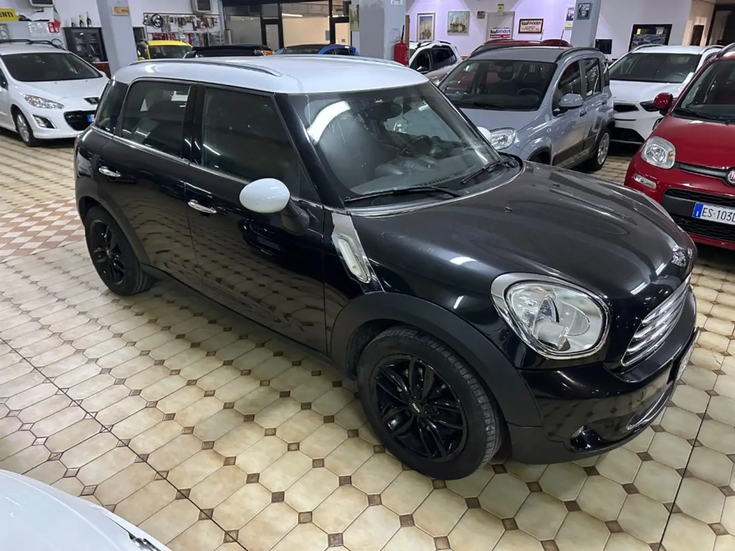 MINI Cooper D Countryman Mini Automatica Schwarz - 2
