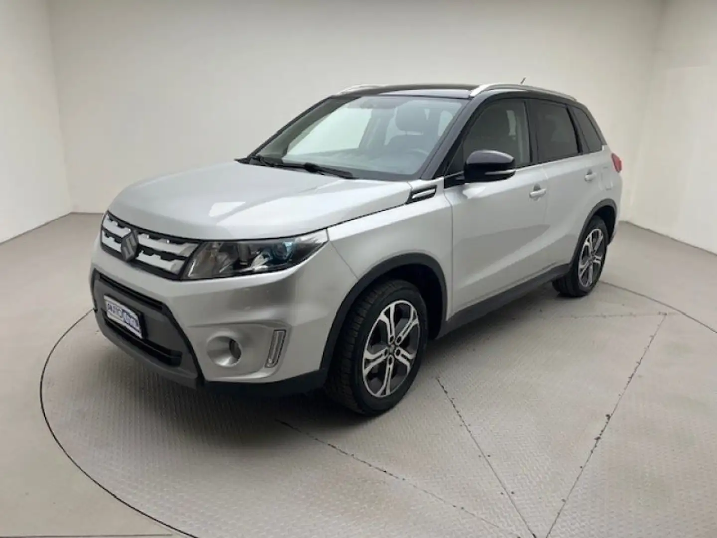 Suzuki Vitara 1.6 DDis 4WD AllGrip V-Top ***Panoramadach, Silber - 1