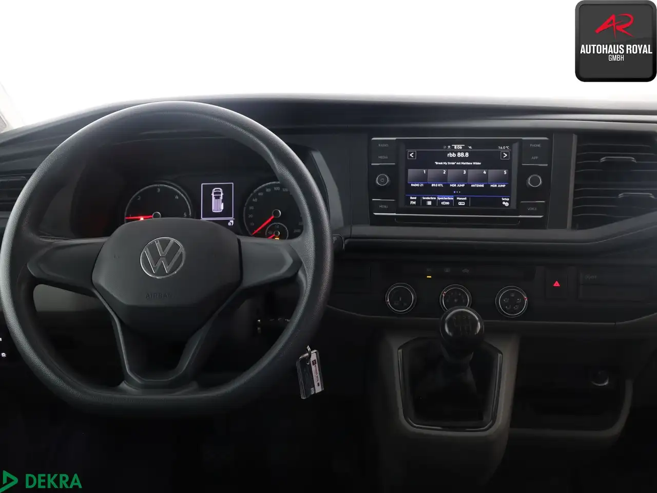 Volkswagen T6 Kombi T6 Kombi T6.1 2.0 TDI 9 SITZE AHK,METALLIC,1.HD 17