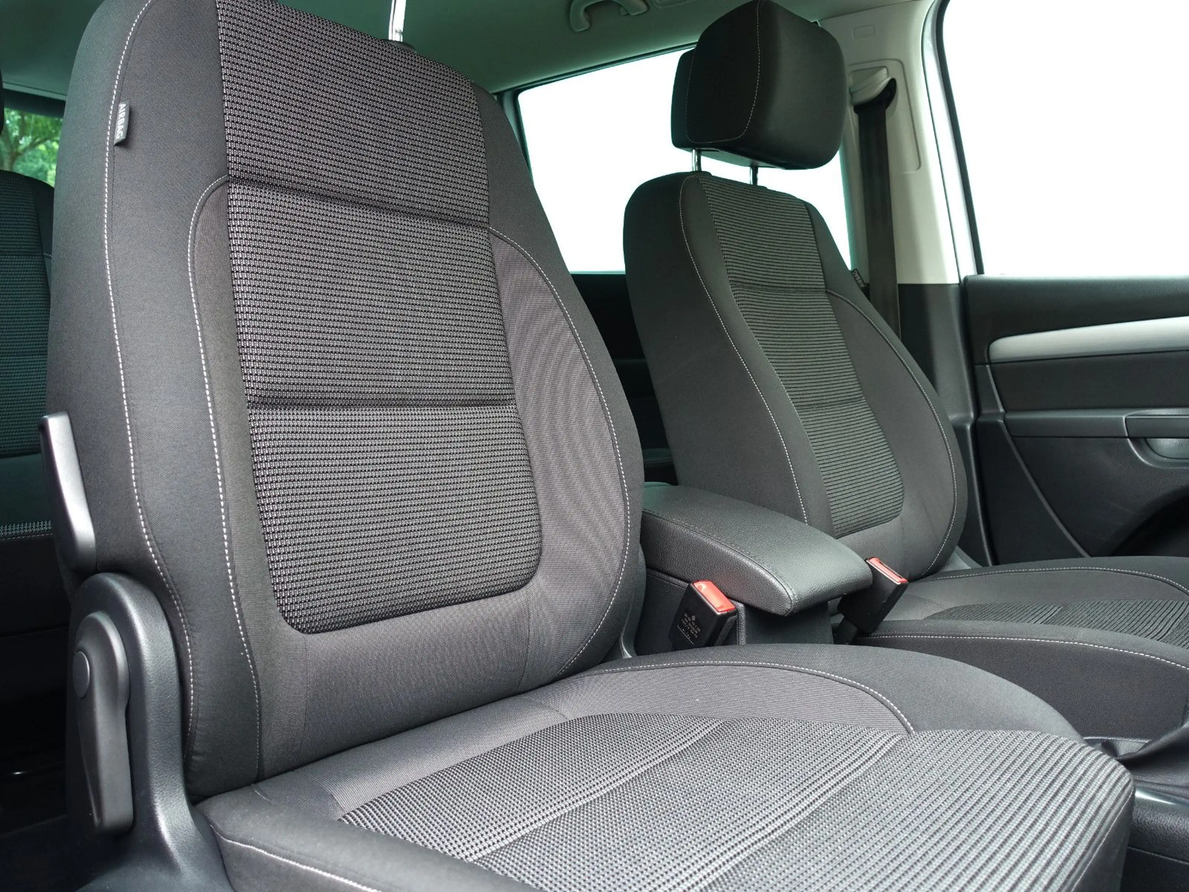 Volkswagen Sharan 1.4 TSI DSG 7-Sitzer*XENON*NAVI*AHK* — photo 10