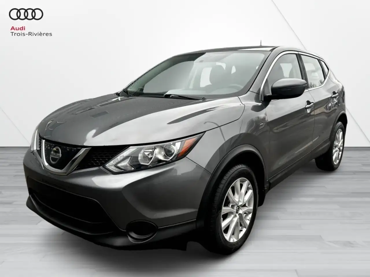 Nissan Qashqai снимка Nissan Qashqai