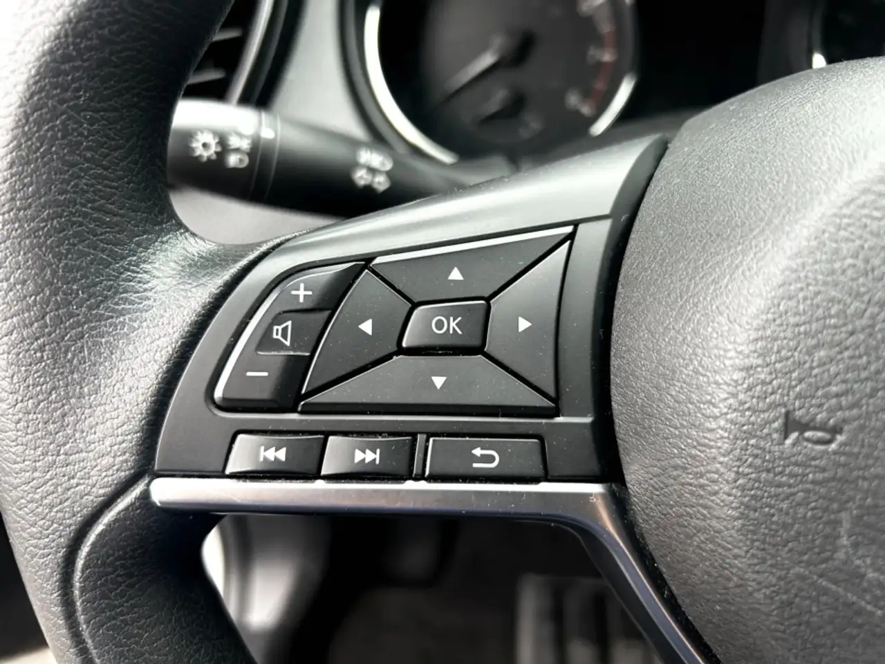 Nissan Qashqai снимка Nissan Qashqai