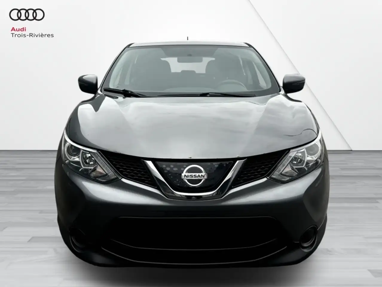 Nissan Qashqai снимка Nissan Qashqai
