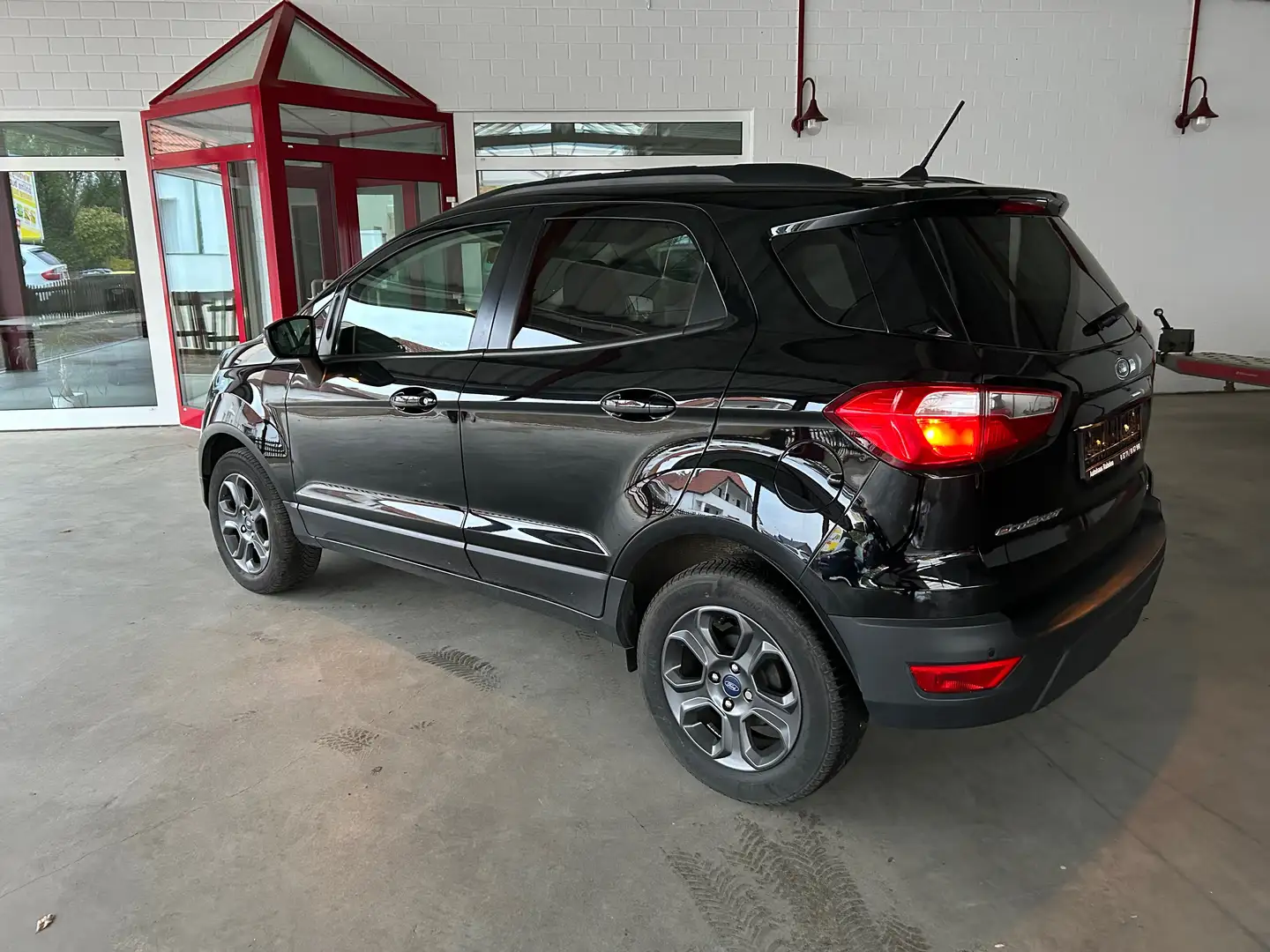 Ford EcoSport 1.0 EcoBoost Fekete - 2