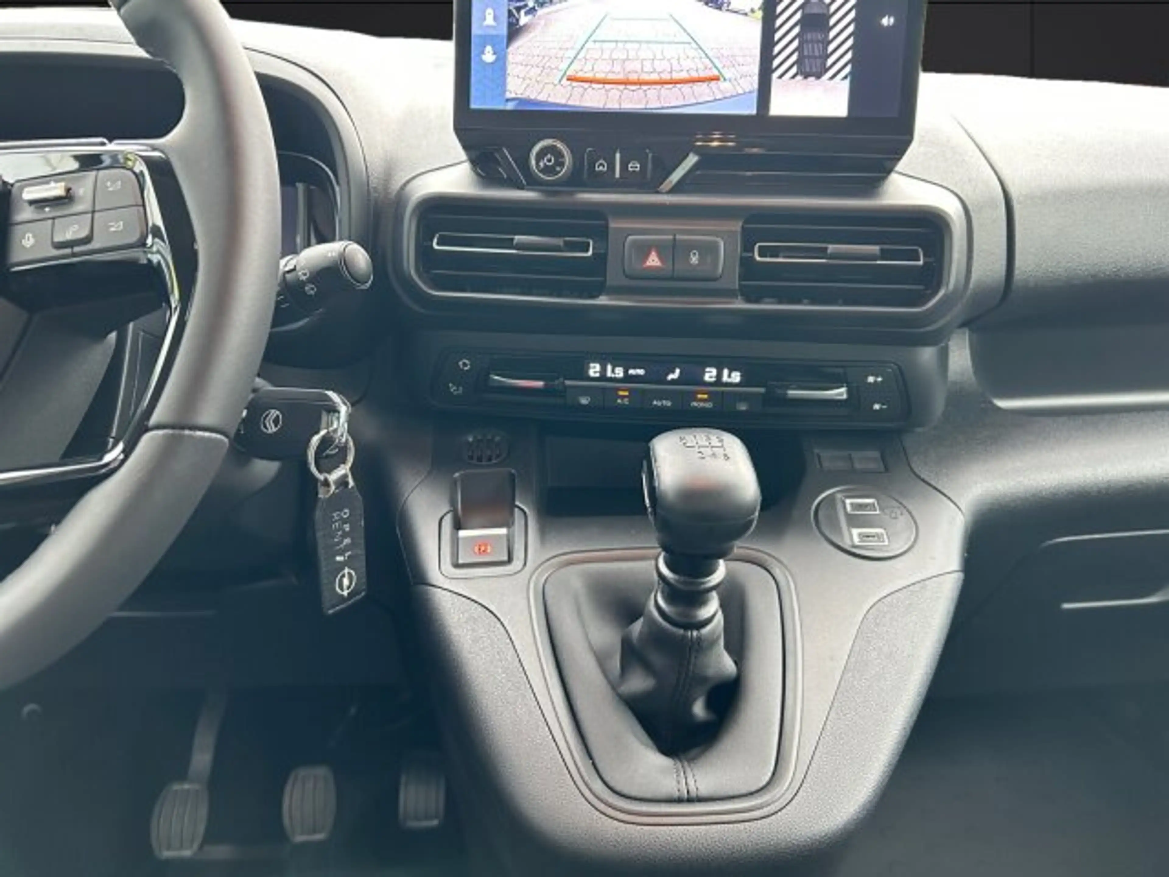 Citroen Berlingo Berlingo M Plus 1.5 D 100 +180°Kamera+LHZ+LED+ — photo 13