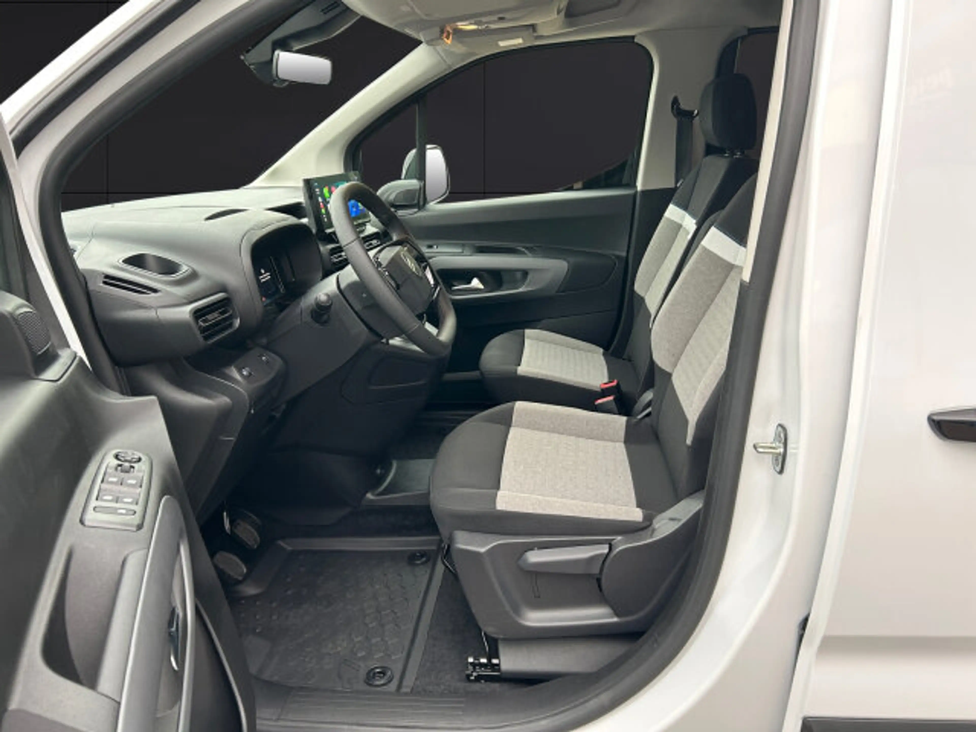 Citroen Berlingo Berlingo M Plus 1.5 D 100 +180°Kamera+LHZ+LED+ — photo 8