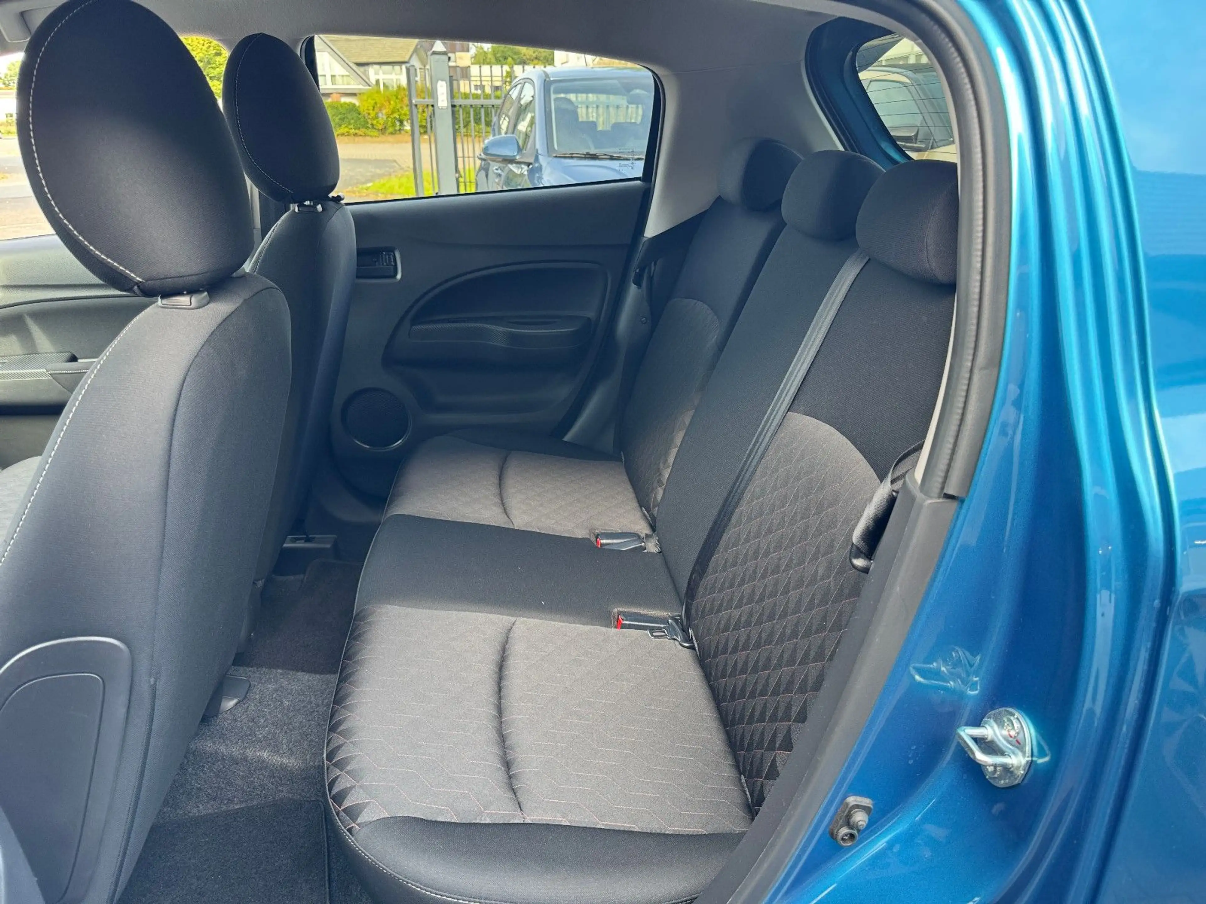 Mitsubishi Space Star Select+ AUTOMATIK NAVI+CAM — photo 11