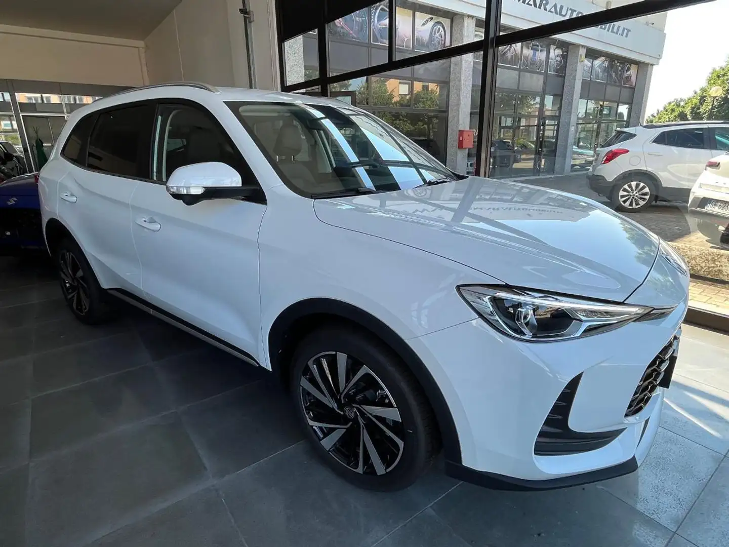 MG ZS 1.5 Hybrid+ Luxury/PREZZO REALE/VARI COLORI Blanc - 2