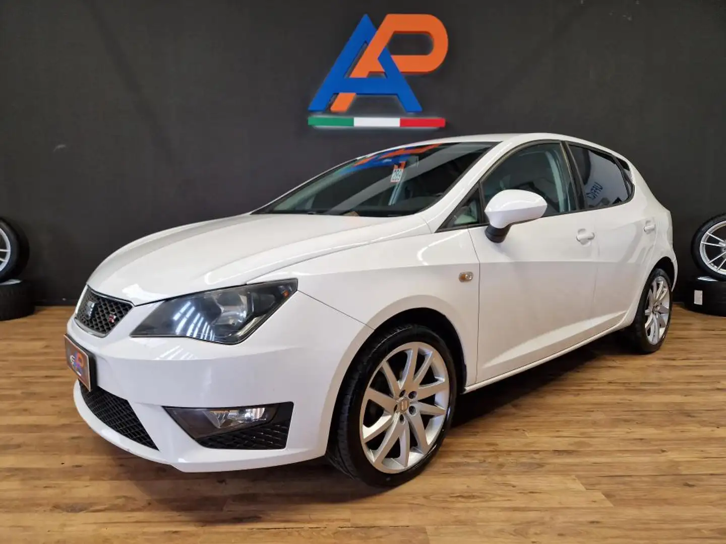 SEAT Ibiza Ibiza 5p 1.2 tsi FR Bianco - 1