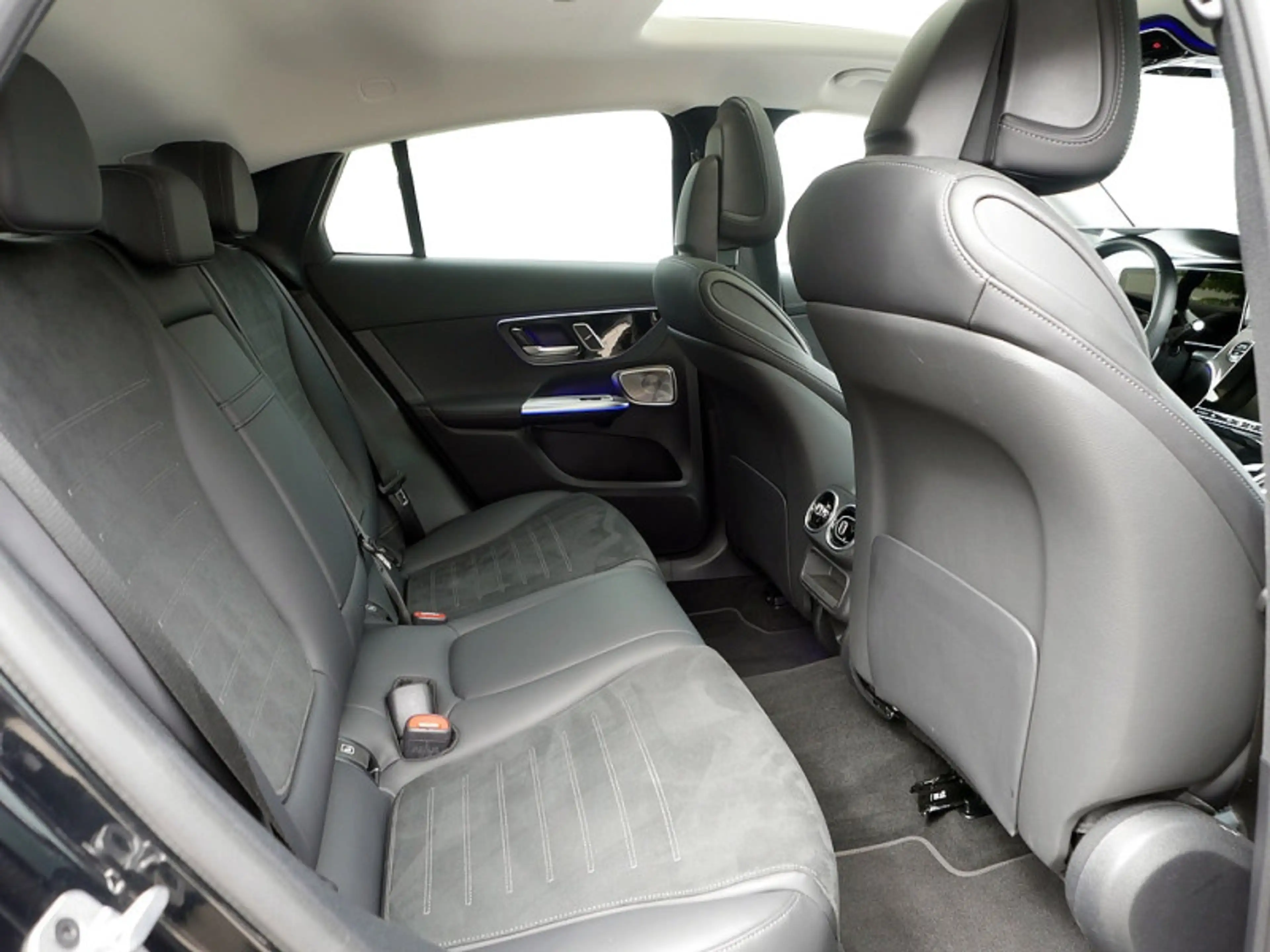 Mercedes-Benz GLC 220 d 4M Coupé | AMG BURM NIGHT MEMO 360 AHK — photo 9
