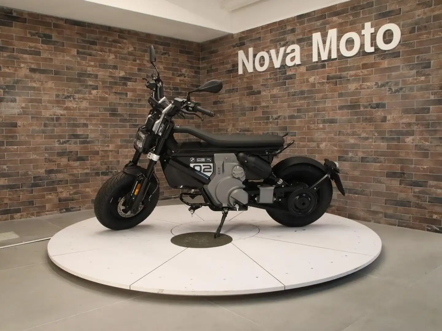 BMW CE 02 4kw Abs Nero - 1