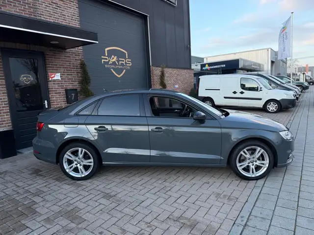 Audi A3 view 8