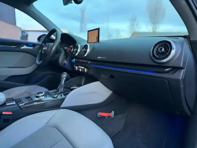 Audi A3 view 4