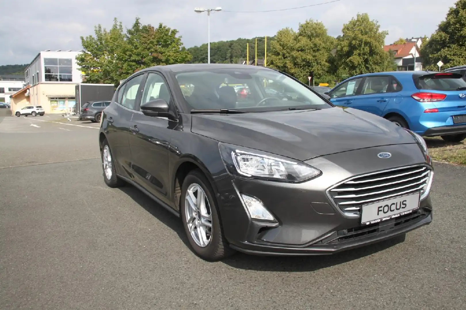 Ford Focus Cool & Connect+RFK+KLIMA+SHZ+LMF+LHZ+ Gris - 2