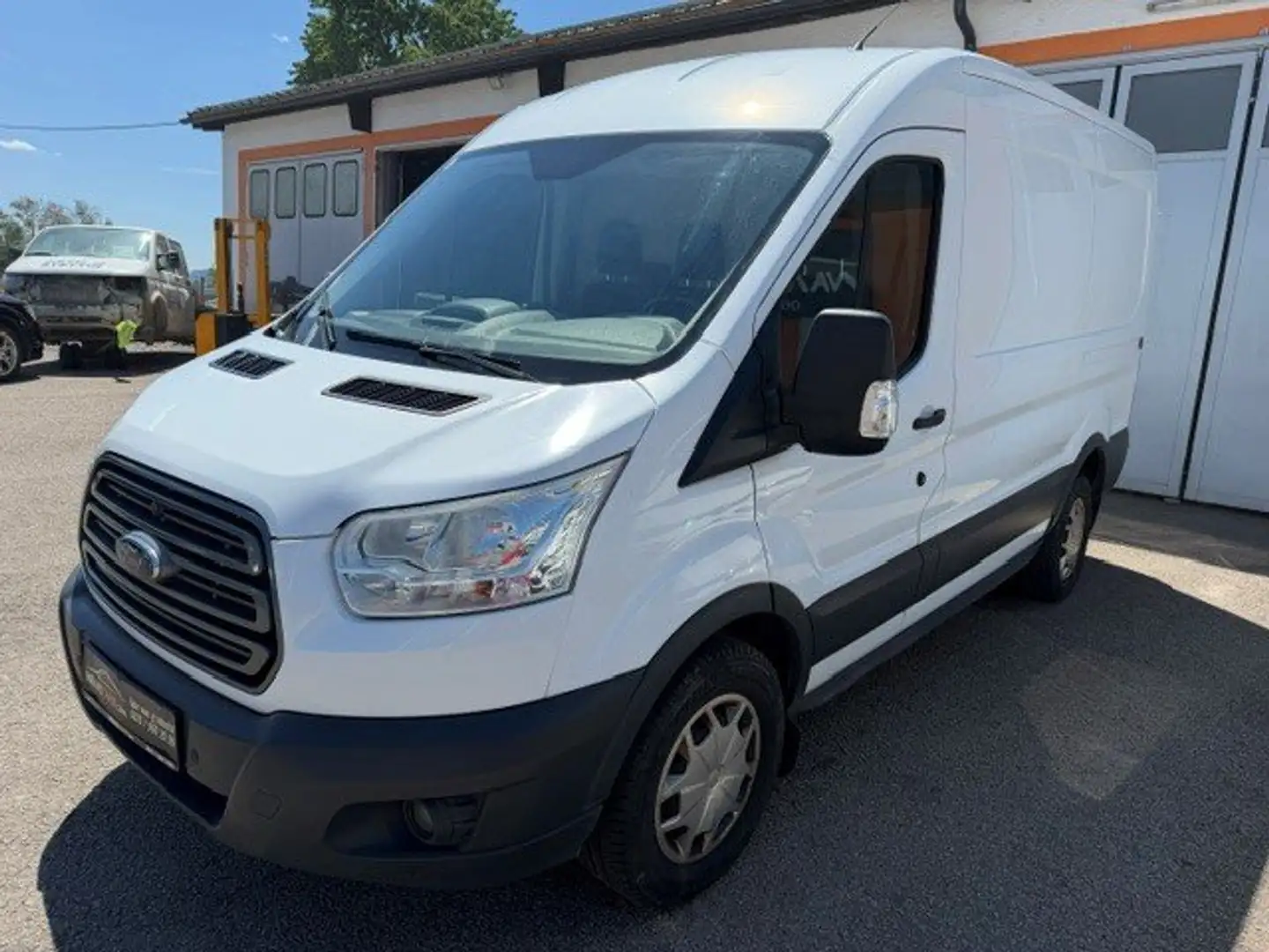 Ford Transit 330 L2 Trend Weiß - 1