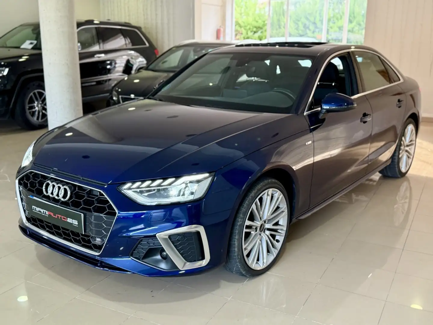 Audi A4 35 TDI S line S tronic 120kW Blau - 1