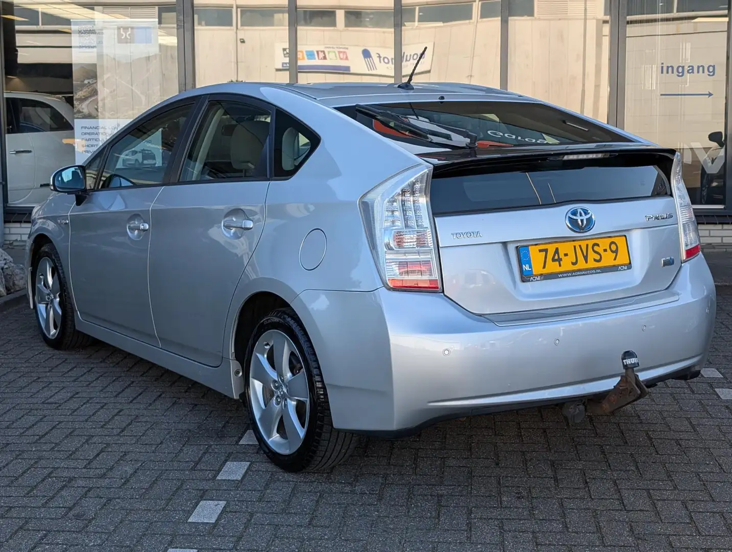Toyota Prius 1.8 Aspiration Gris - 2