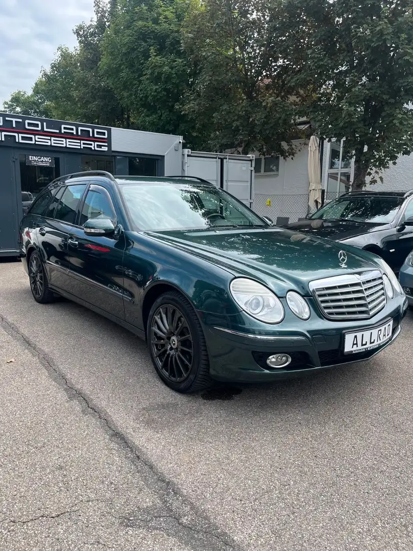 Mercedes-Benz E 280 T 4Matic*AUTOMATIK*LEDER*TEMPO*SHZ*PDC* Vert - 1