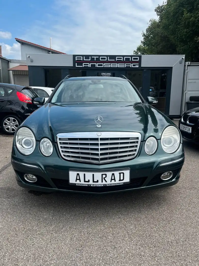 Mercedes-Benz E 280 T 4Matic*AUTOMATIK*LEDER*TEMPO*SHZ*PDC* Vert - 2
