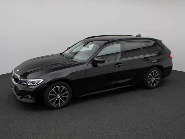 BMW 3 Series view 12