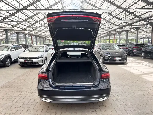Audi A7 view 6