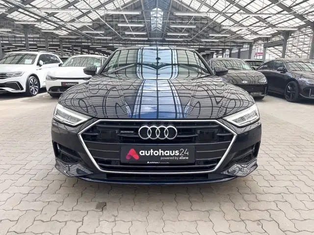 Audi A7 view 2