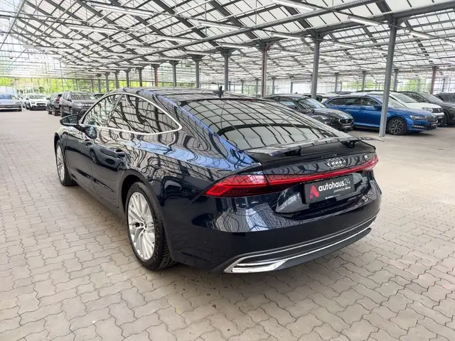 Audi A7 view 4