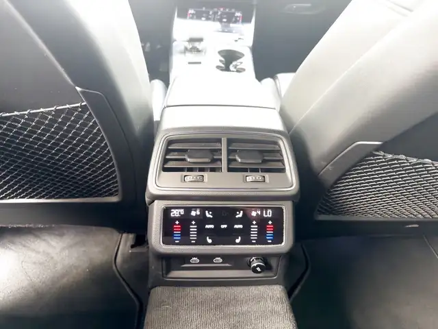 Audi A7 view 14