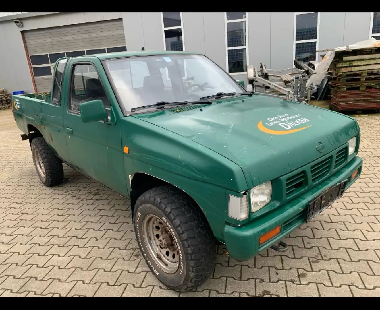 Nissan Pick Up 4WD King Cab Groen - 2