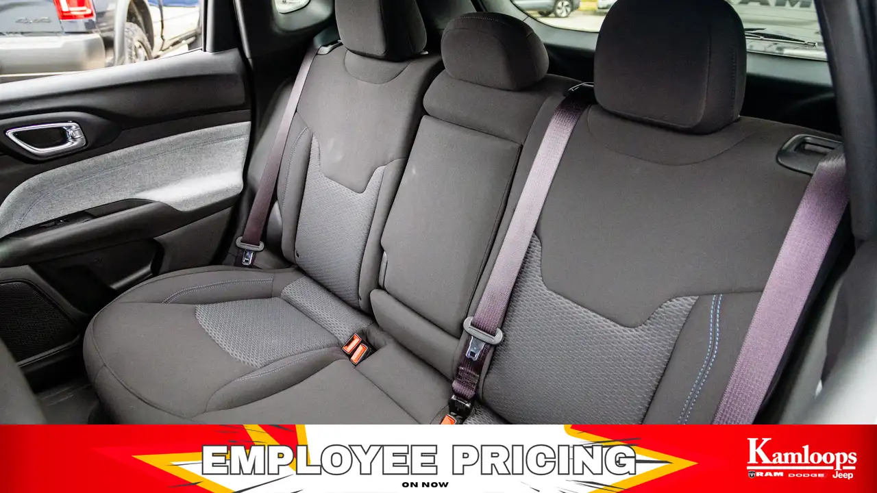 Jeep Compass photo Jeep Compass