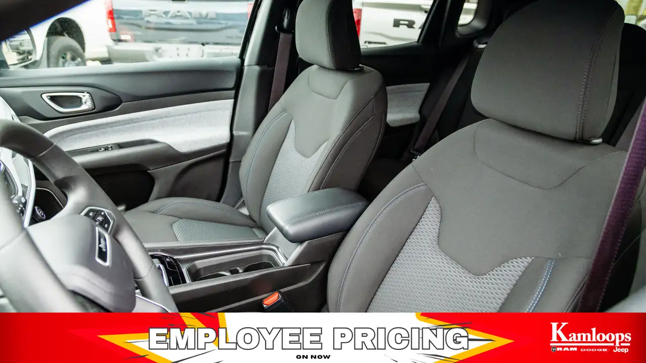 Jeep Compass photo Jeep Compass