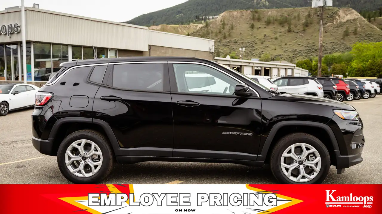 Jeep Compass photo Jeep Compass