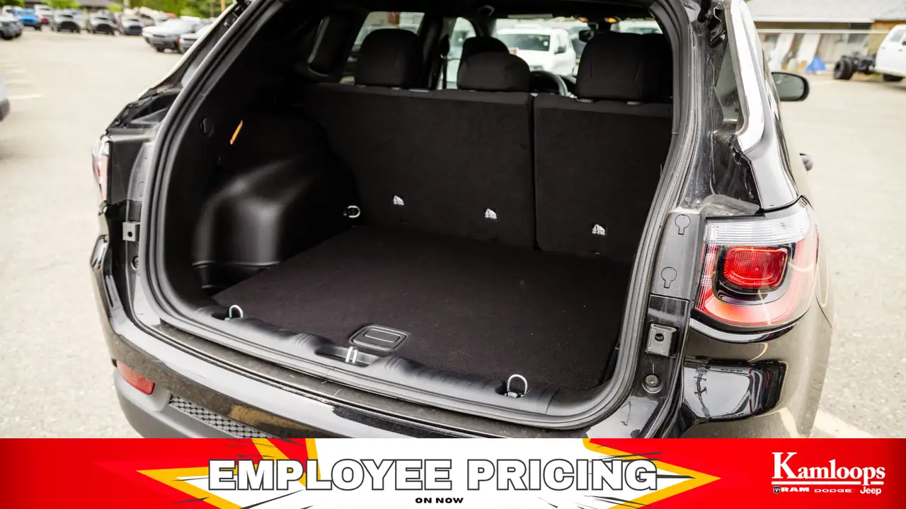 Jeep Compass photo Jeep Compass