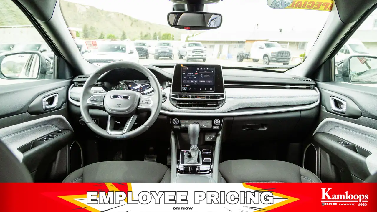 Jeep Compass photo Jeep Compass