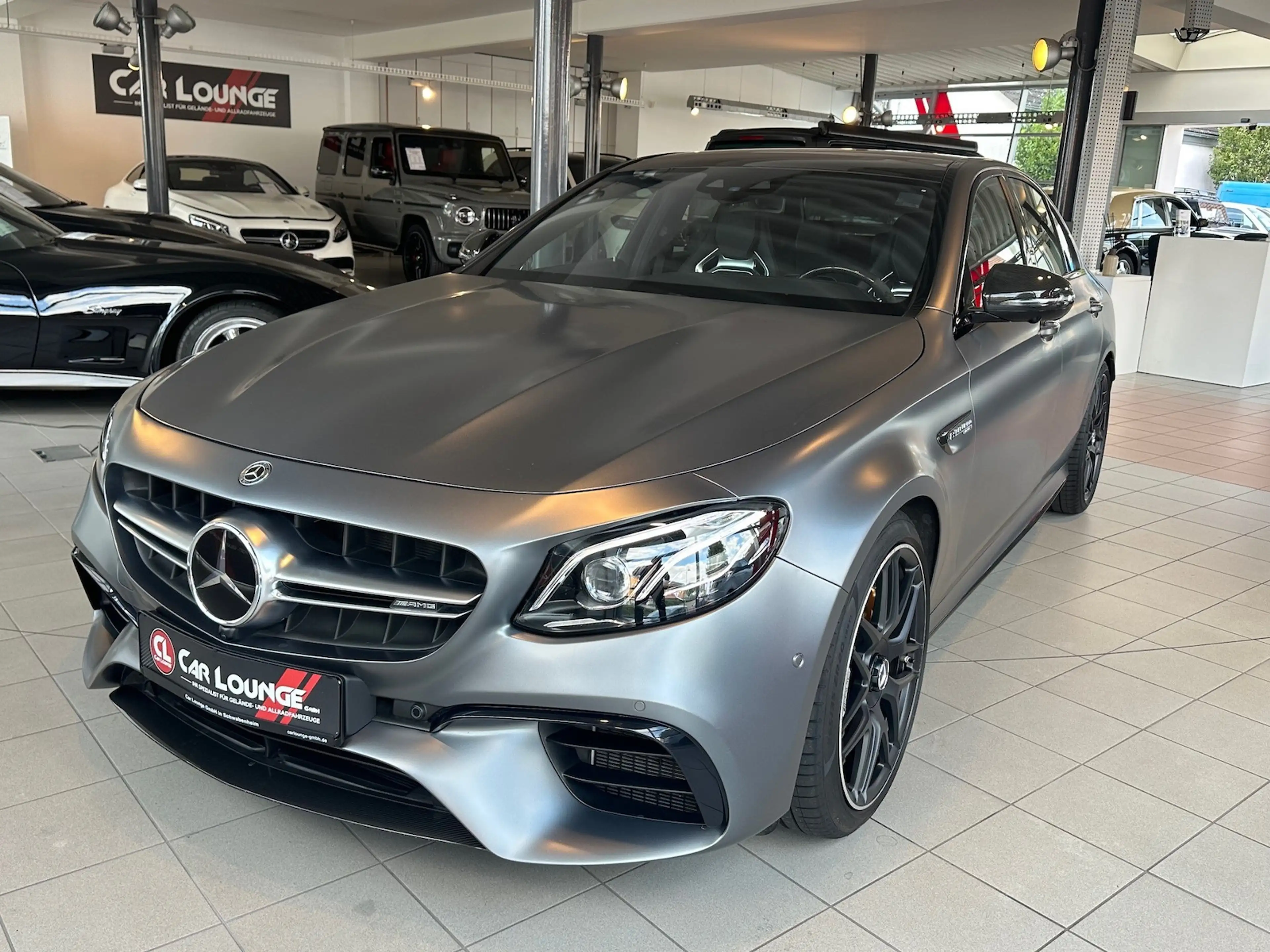 Mercedes-Benz E 63 AMG S 4M+ Keramik|Carbon|Distr|Pano|Perf.Aga|uvm. — photo 3