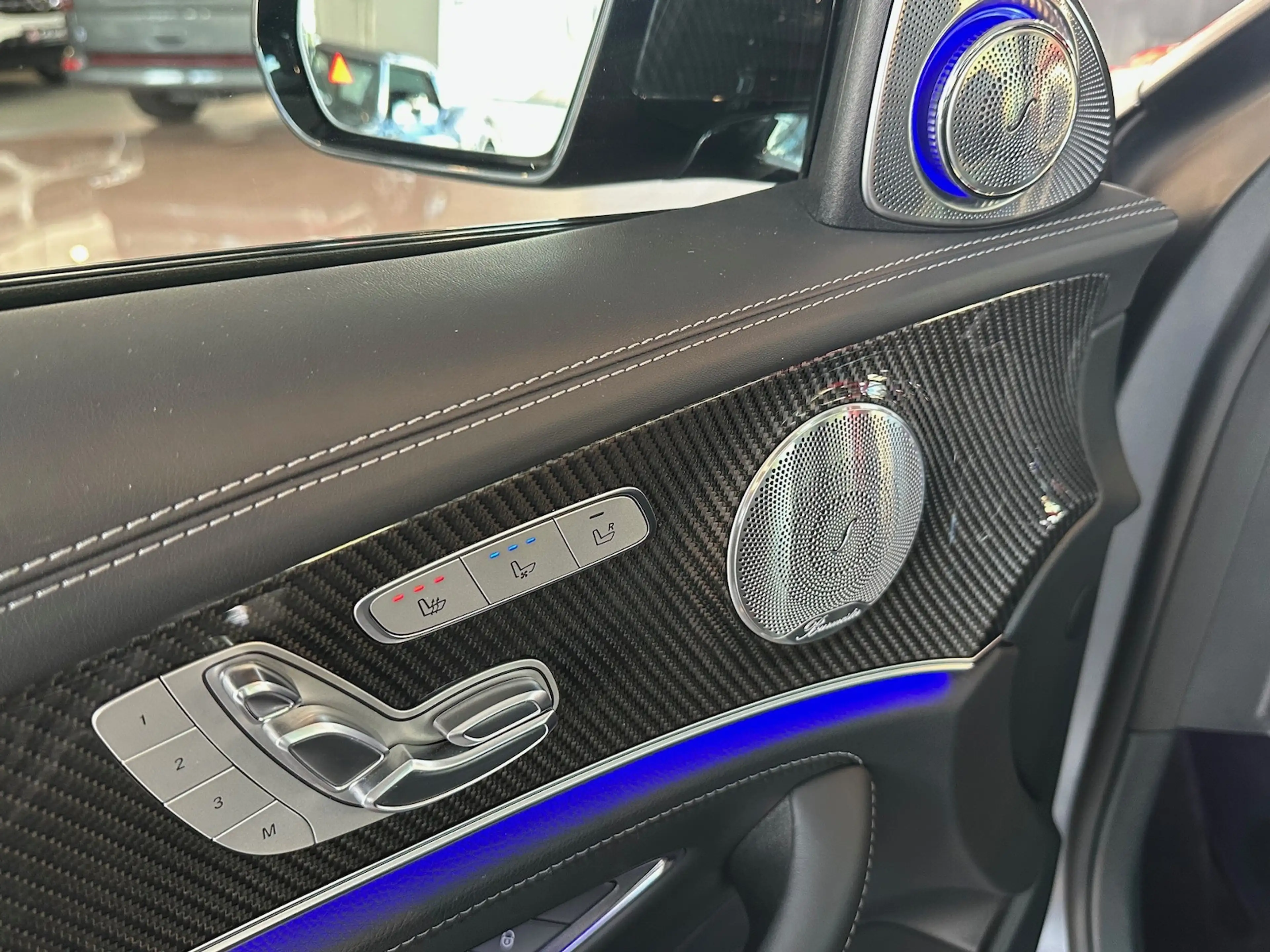 Mercedes-Benz E 63 AMG S 4M+ Keramik|Carbon|Distr|Pano|Perf.Aga|uvm. — photo 13