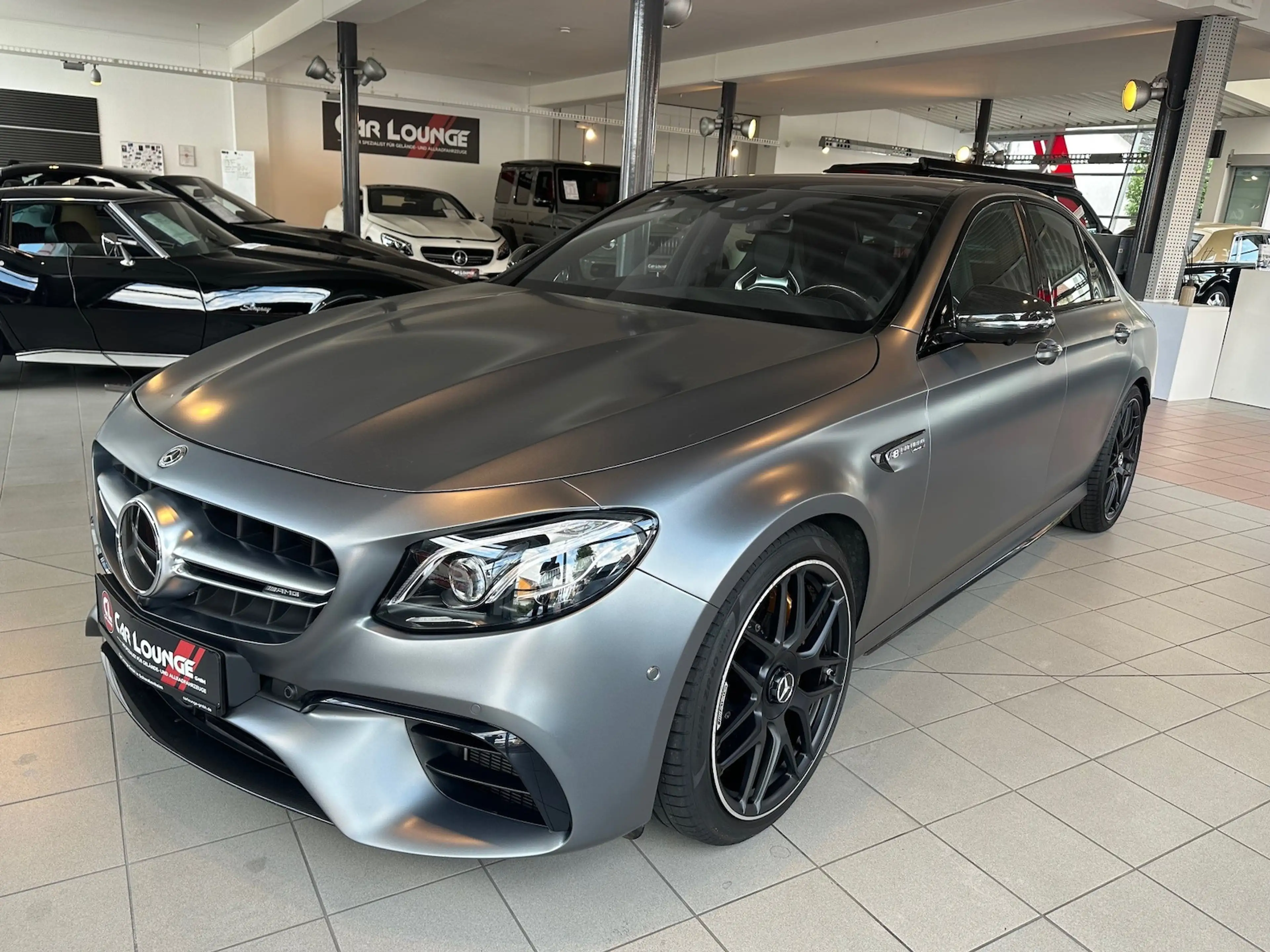 Mercedes-Benz E 63 AMG S 4M+ Keramik|Carbon|Distr|Pano|Perf.Aga|uvm. — photo 4