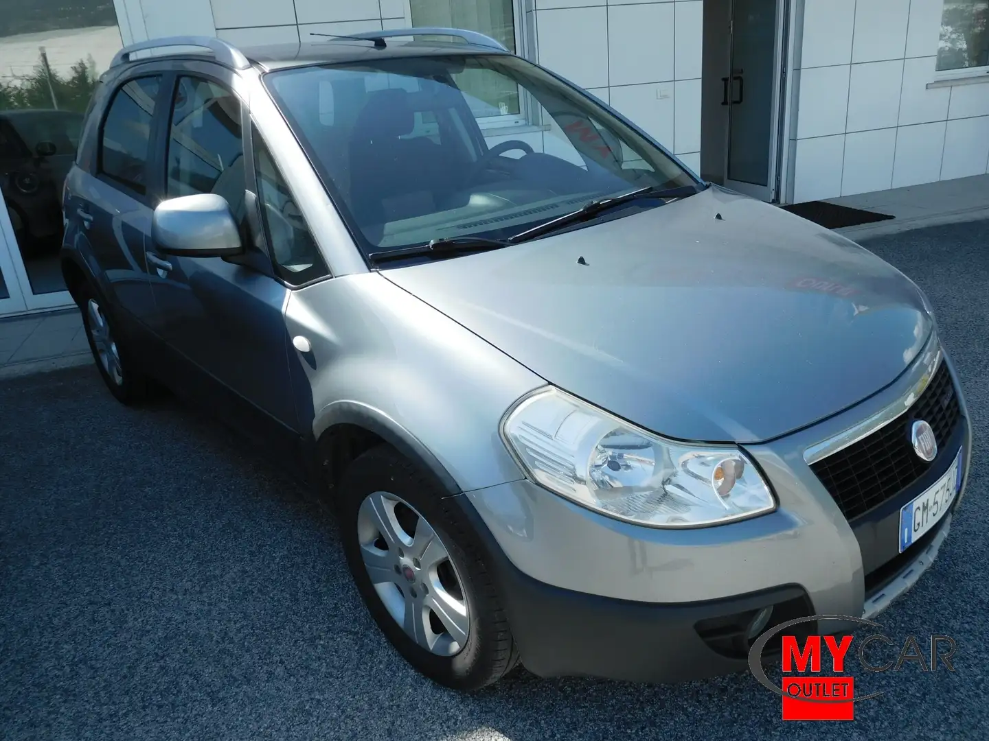 Fiat Sedici 1.9 MJT 4x4 Dynamic Gris - 2