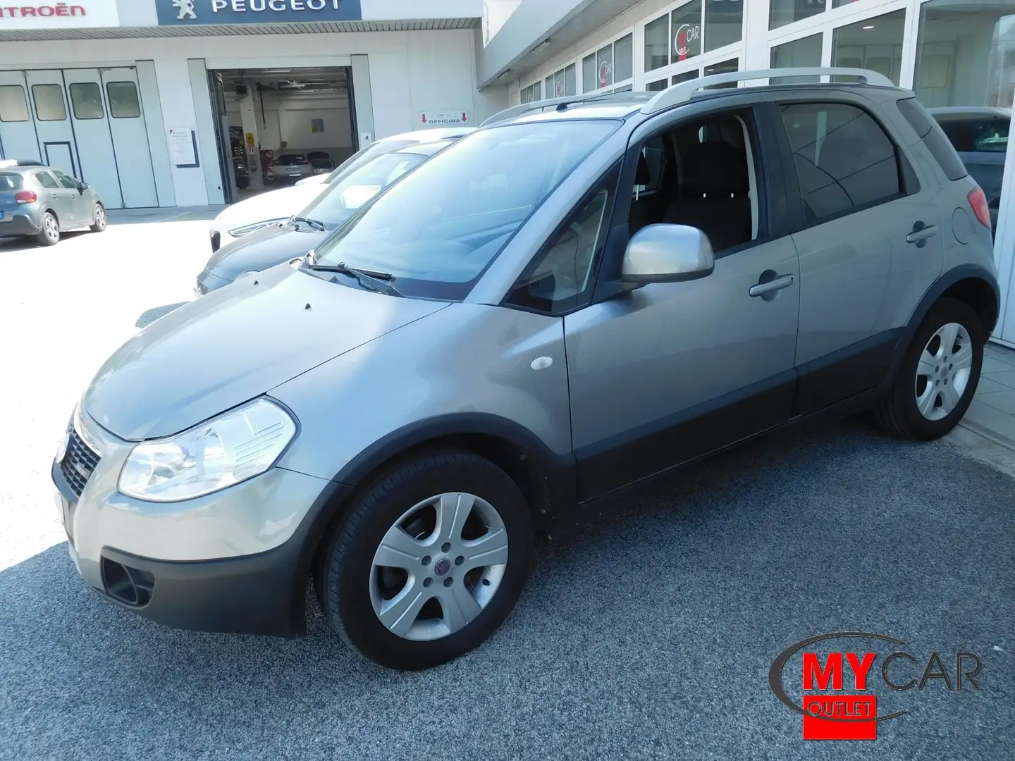 Fiat Sedici 1.9 MJT 4x4 Dynamic Gris - 1