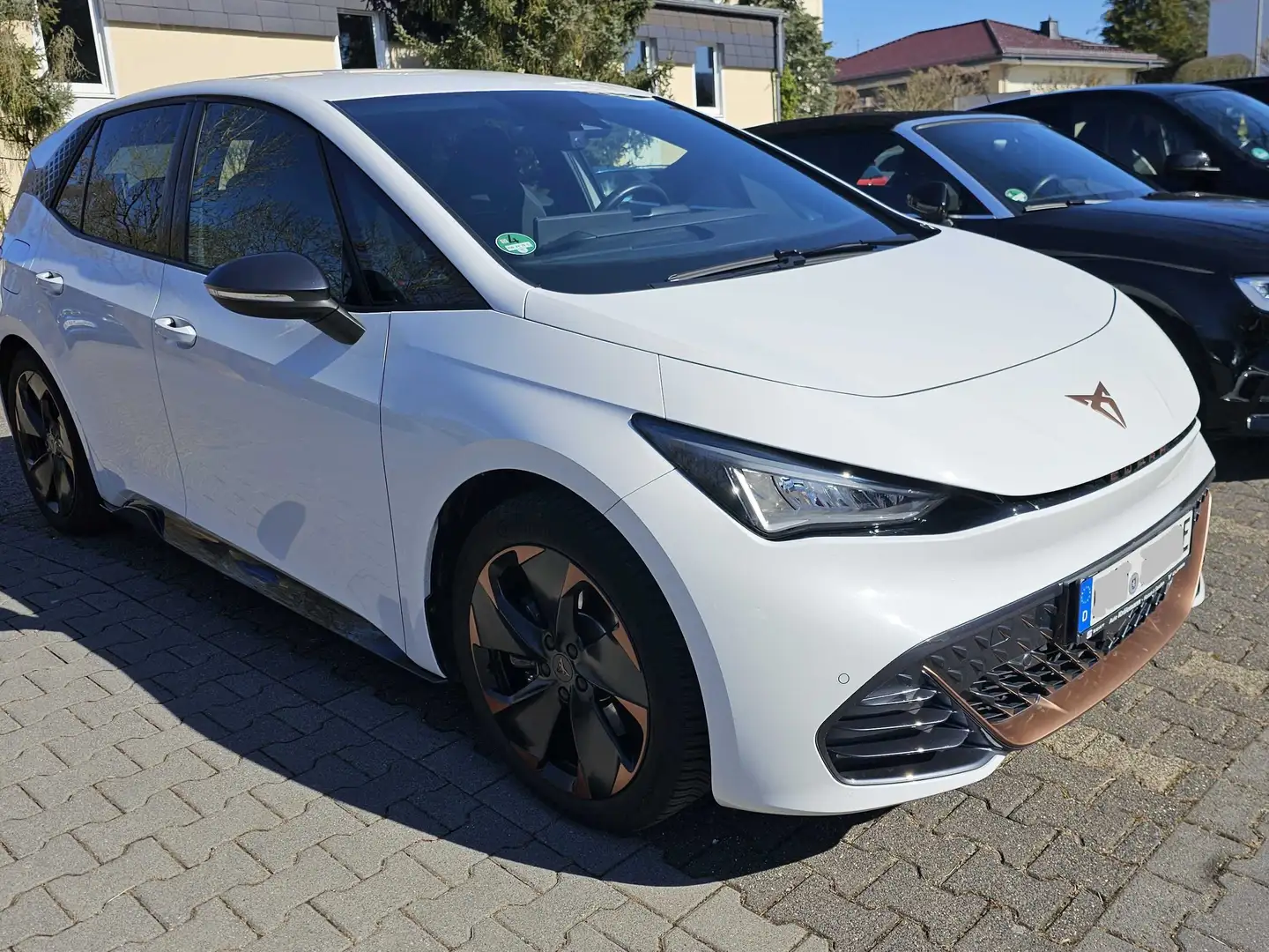 CUPRA Born Born 170kW/58kWh Bílá - 2