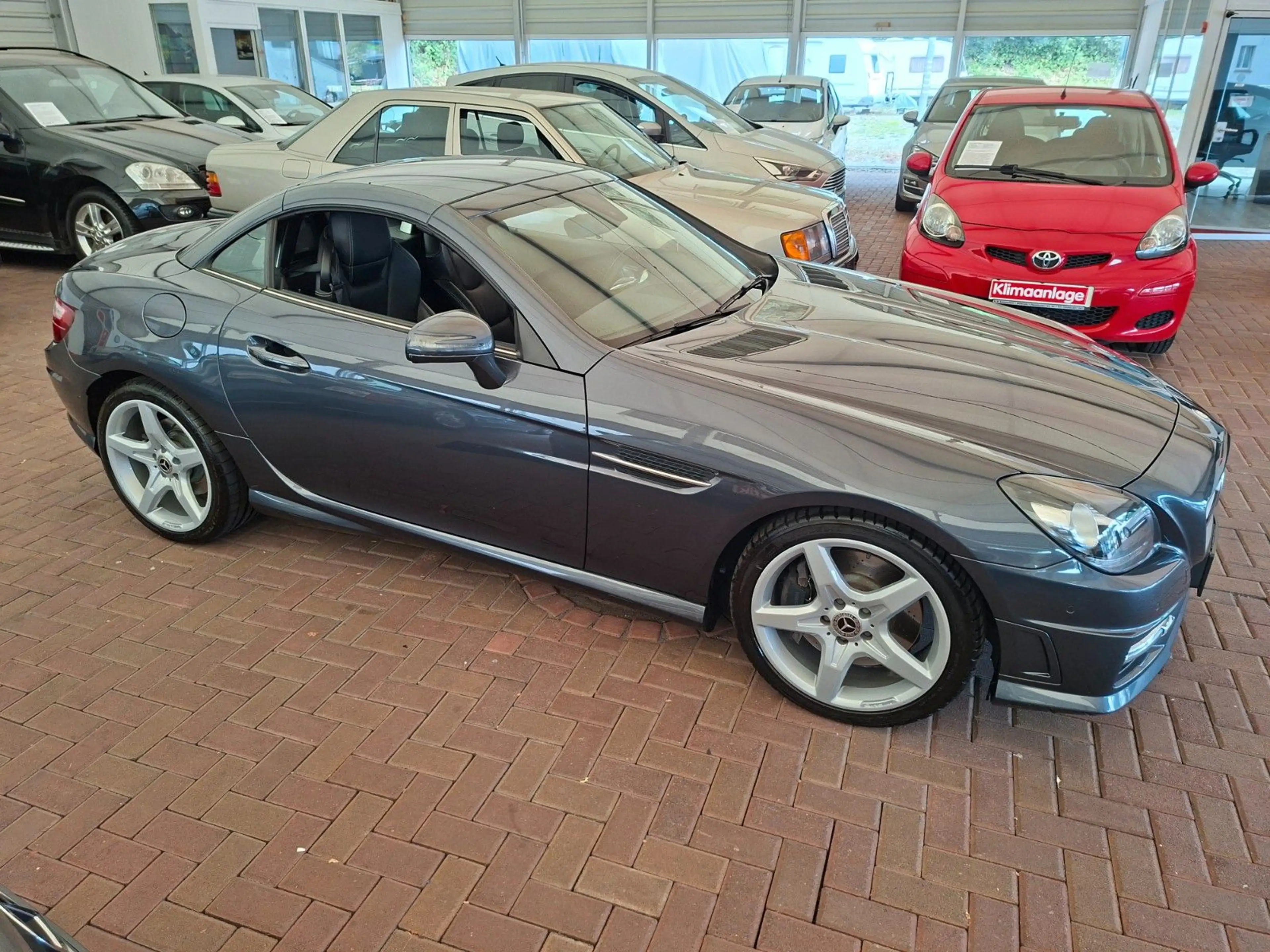 Mercedes-Benz SLK 200 SLK Roadster  Panorama AMG-Line USB — photo 3